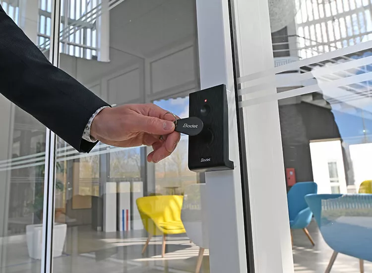 Keep your employees safe and monitor access to your buildings Keep your employees safe and monitor access to your buildings